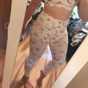 Fabletics High Waisted 7/8 Legging in Lily Vine